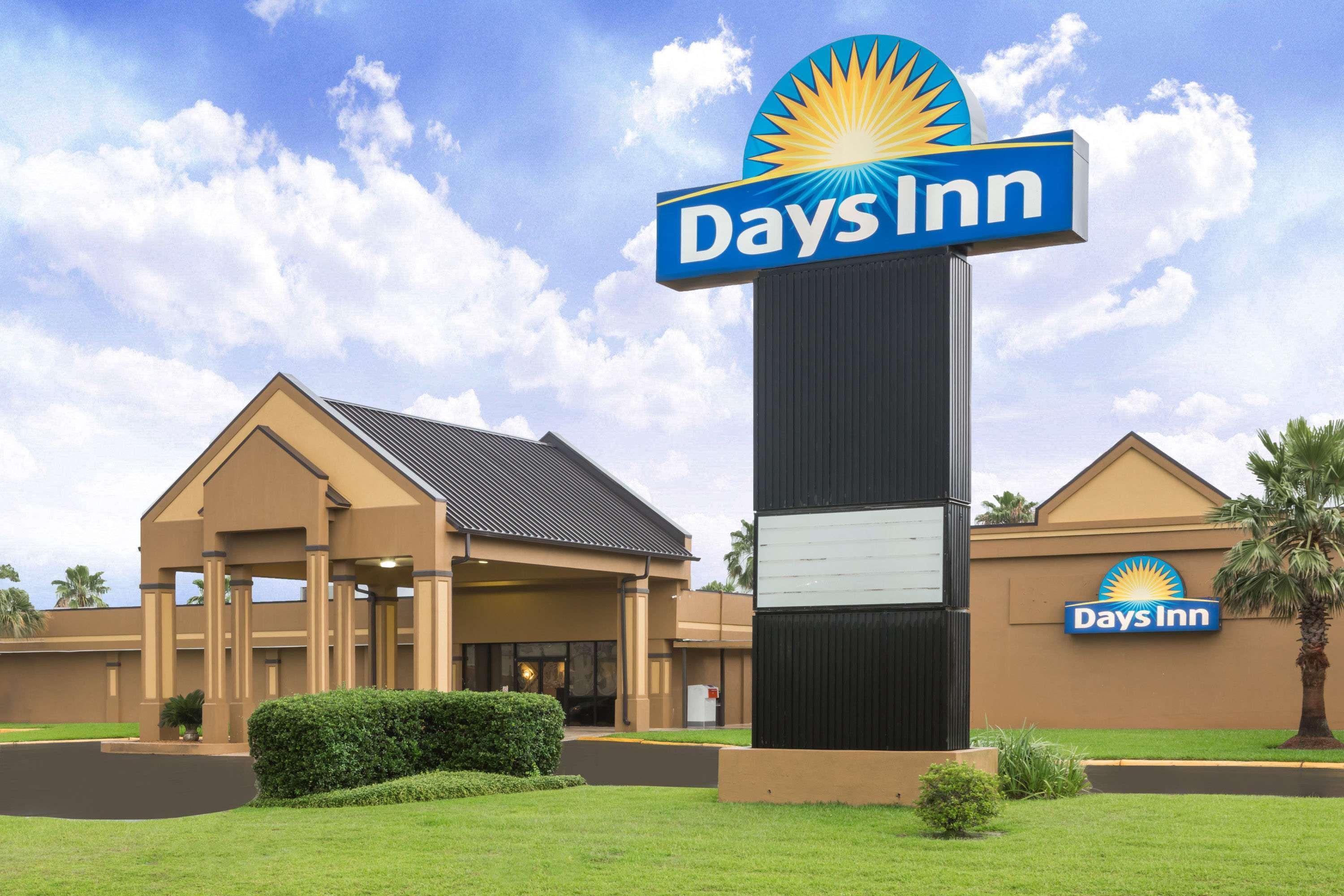 Days Inn & Suites By Wyndham Jennings Exterior foto